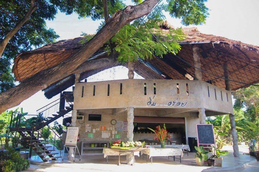 Naidee Sculptured Huts Hotel Huahin Kültér fotó