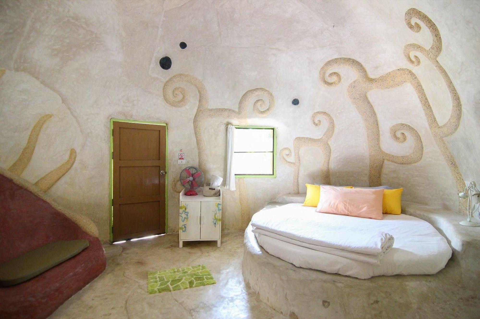 Naidee Sculptured Huts Hotel Huahin Kültér fotó