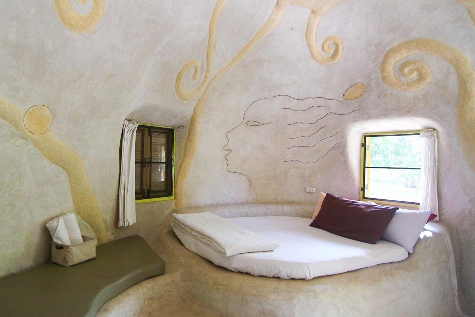 Naidee Sculptured Huts Hotel Huahin Kültér fotó